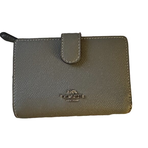 COACH- GRAY- SMALL- HALF ZIP WALLET - Picture 1 of 3